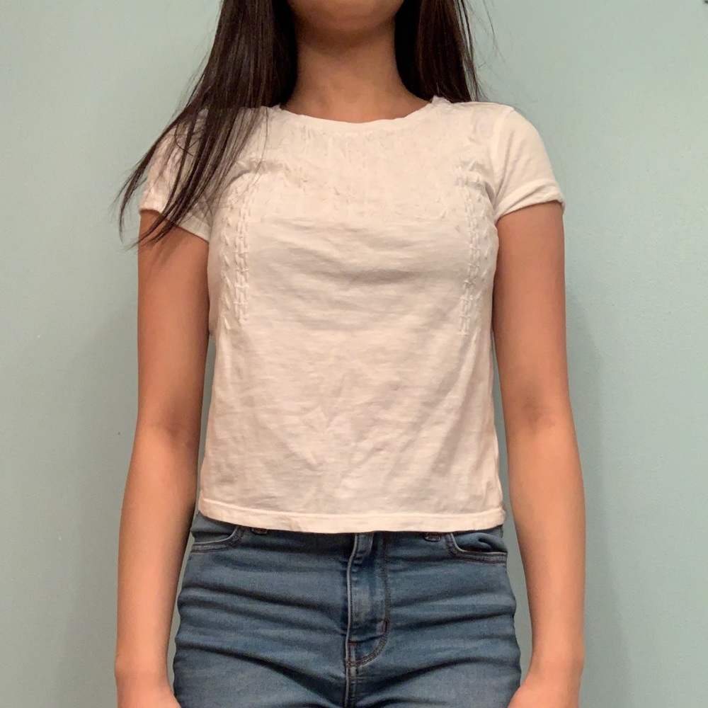 4/$25 white tee shirt with embroidered detailing!